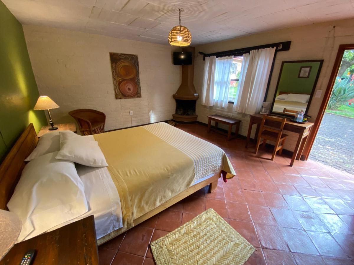 Villa Patzcuaro Garden Hotel Luaran gambar