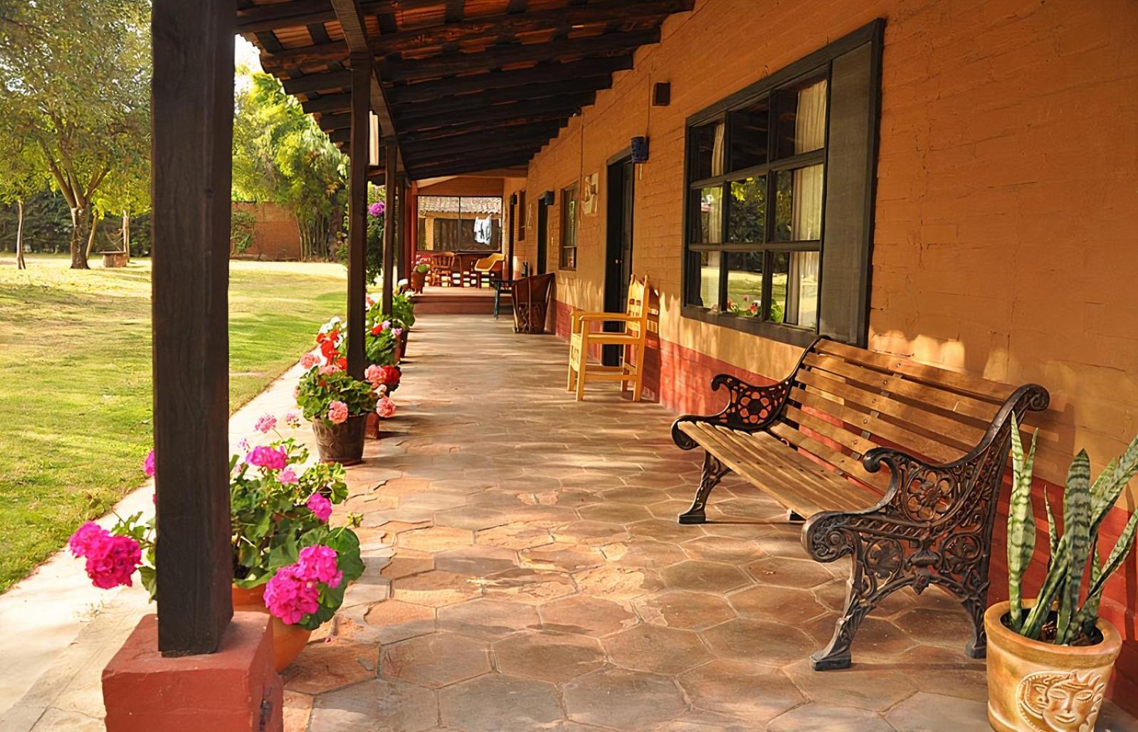 Villa Patzcuaro Garden Hotel Luaran gambar