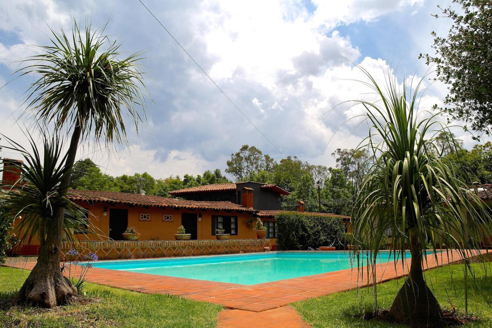 Villa Patzcuaro Garden Hotel Luaran gambar